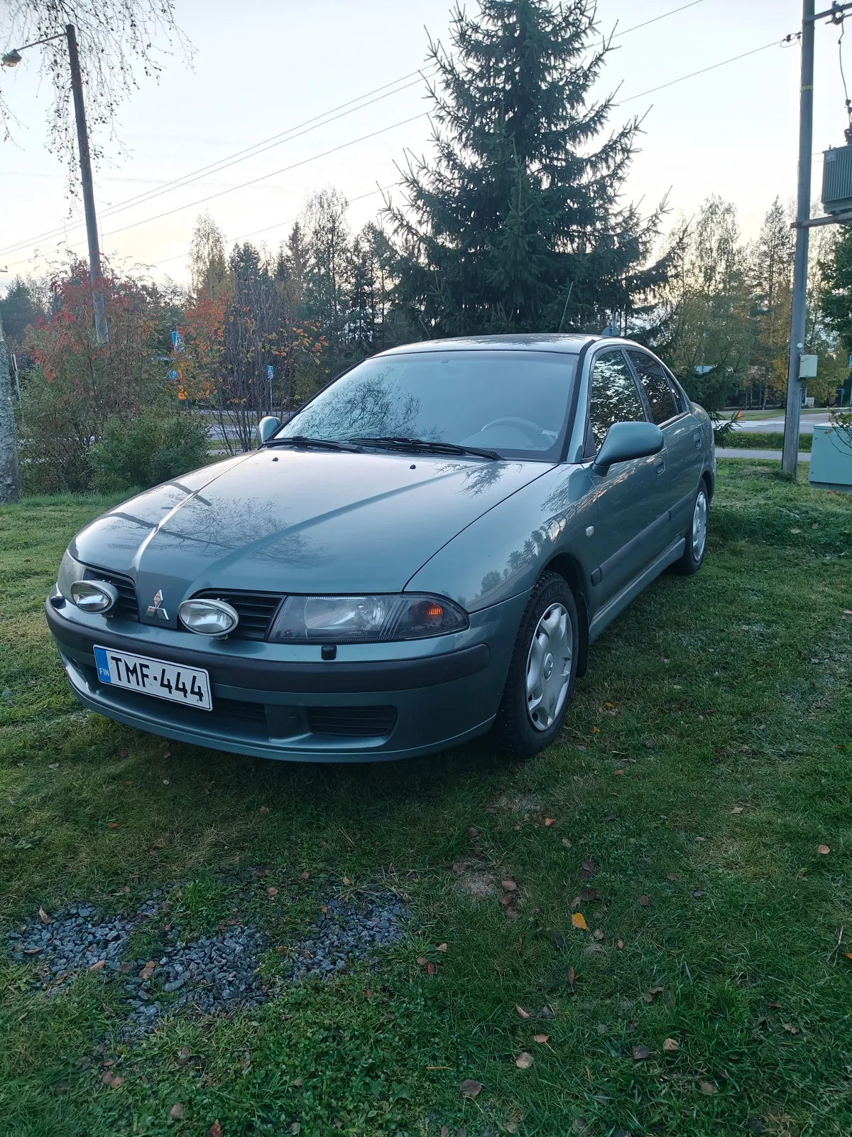 Mitsubishi Carisma henkilöauton vuokraus Seinäjoki